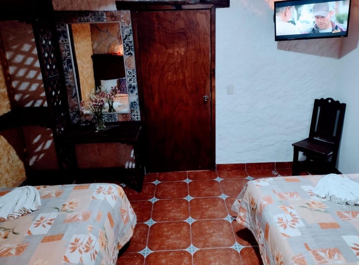 Hotel & Cava La Parroquia San Cristobal de las Casas Exterior photo
